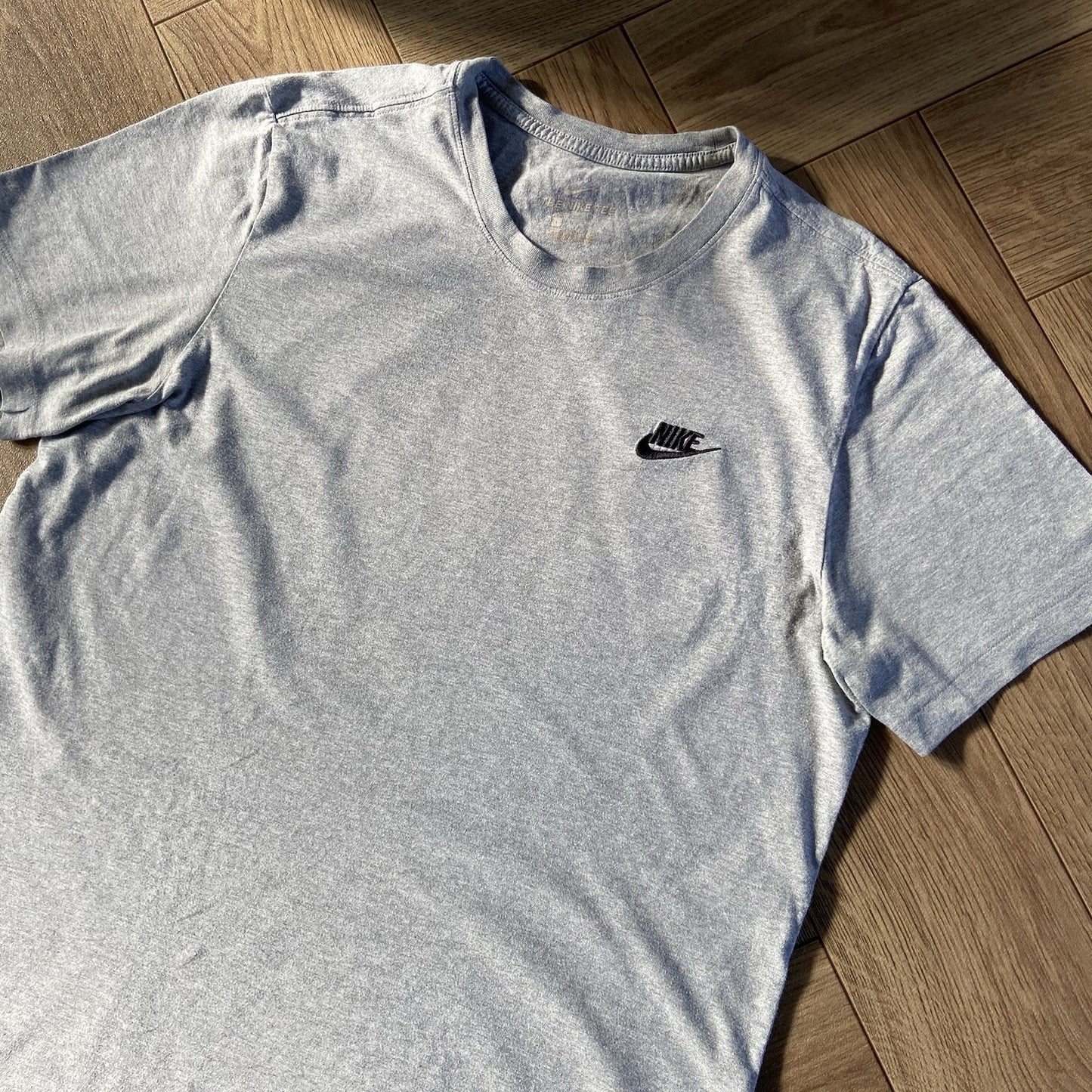Vintage Nike Grey T Shirt Size L Y2K Embroidered Swoosh