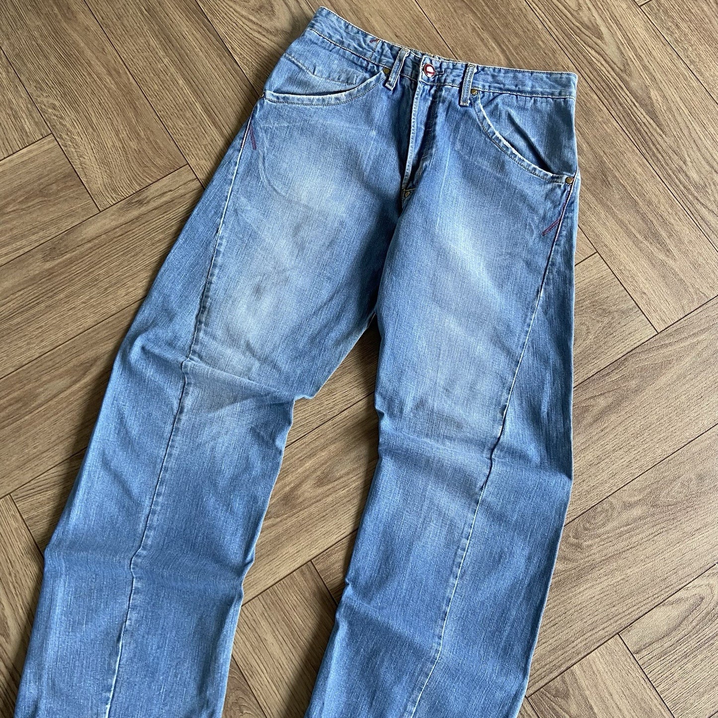 Vintage Levi’s Engineered Blue Jeans W32 L33 Y2K Twisted Relaxed Buckle Back