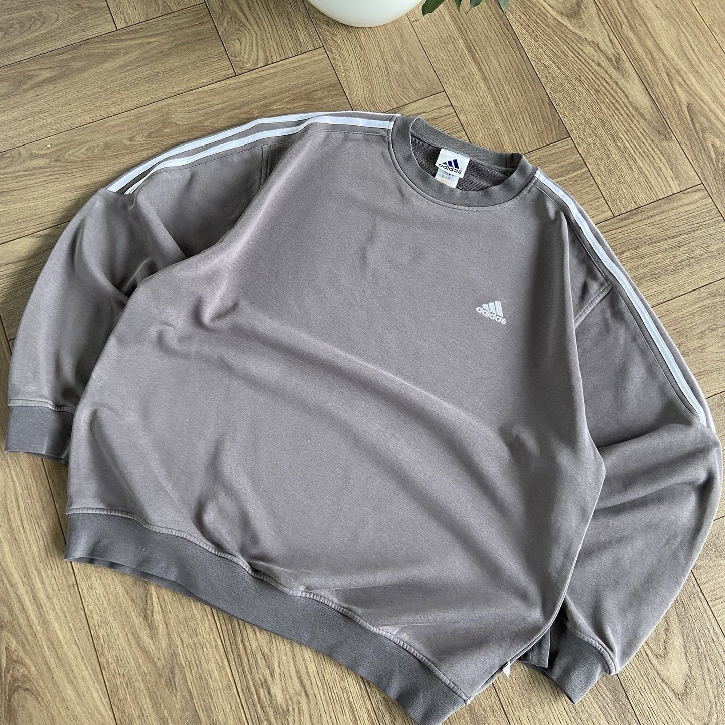 Vintage Adidas Grey Sweatshirt 90s Size XL Grey Embroidered