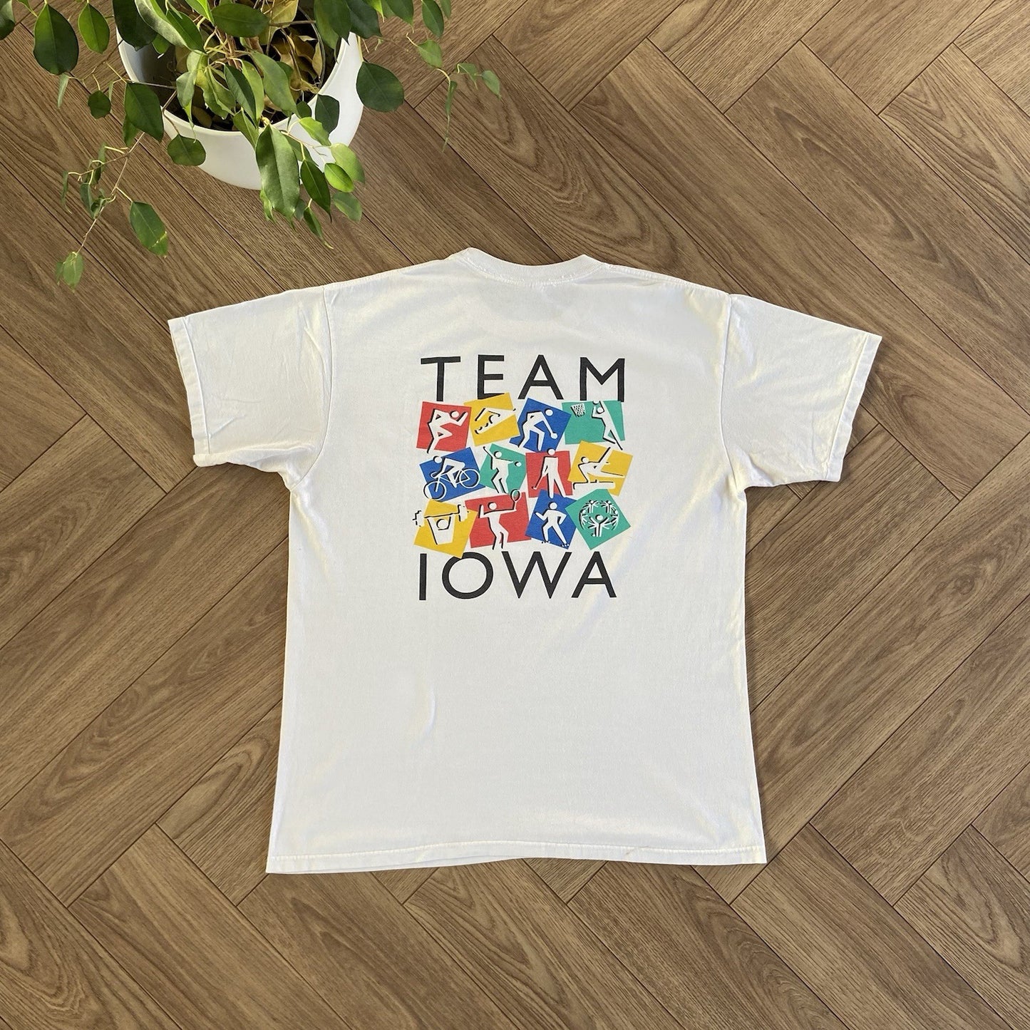 Vintage Special Olympics T Shirt Size XL 90s White Paralympics Team Iowa