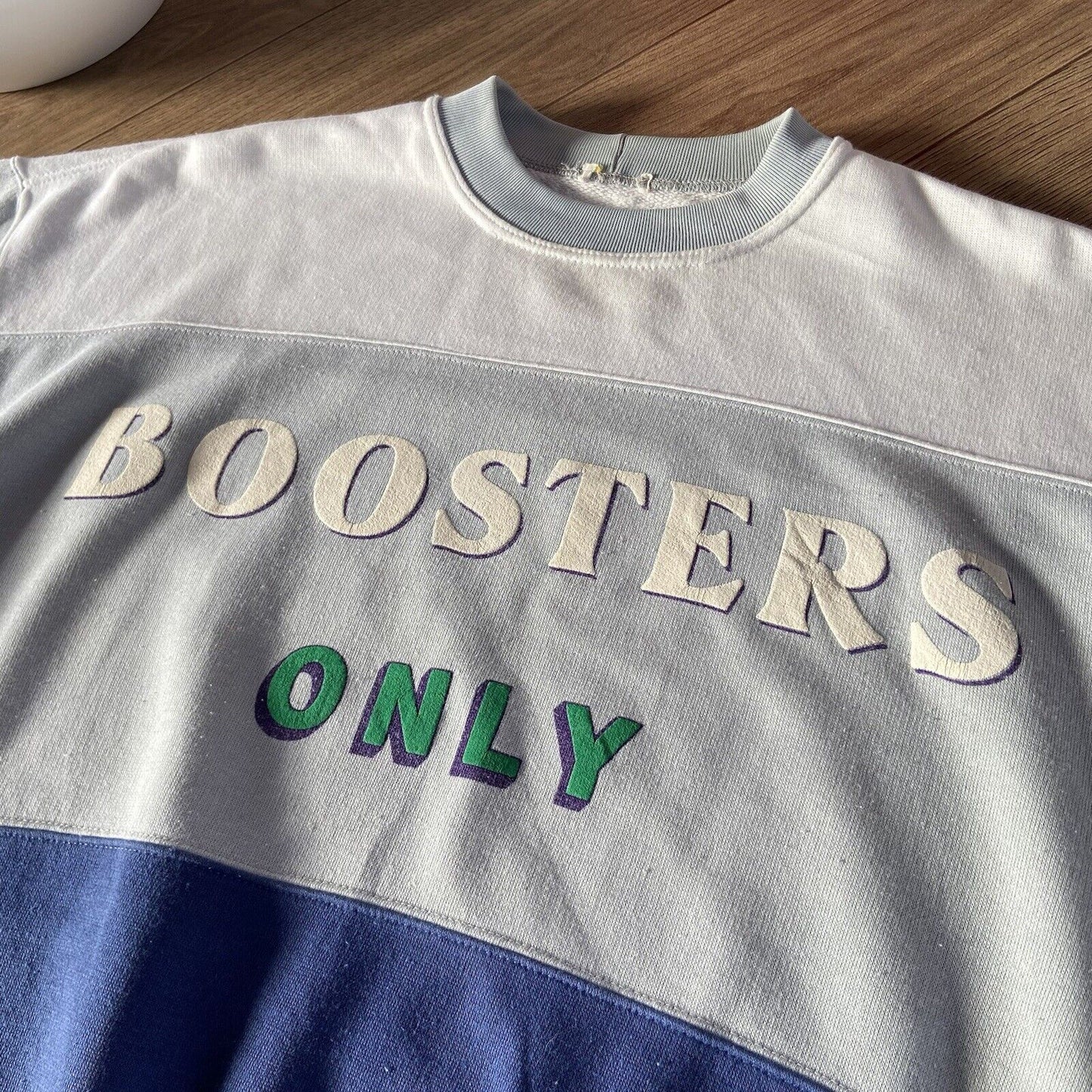 Vintage 80s Graphic Sweatshirt Blue Size M Spellout Print