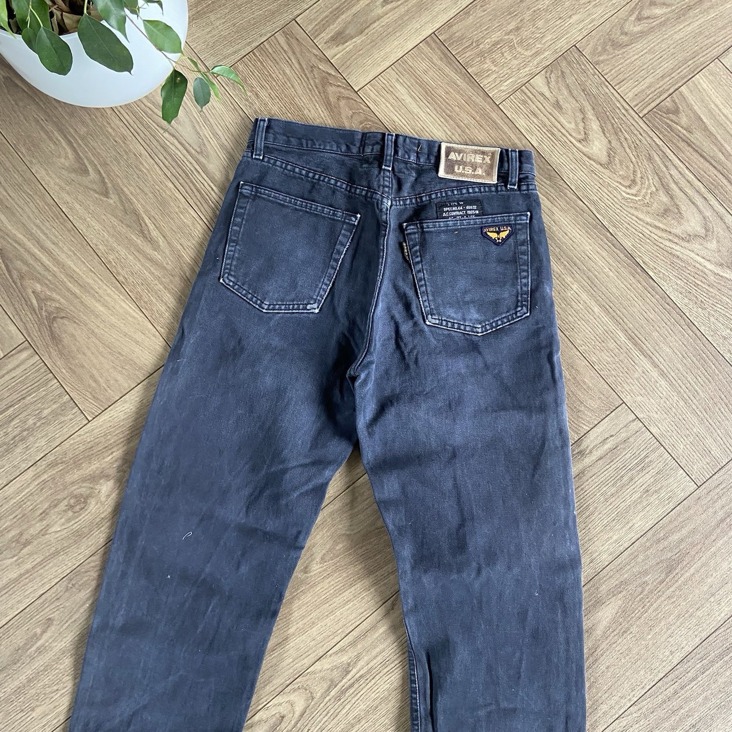Vintage Avirex Straight Leg Jeans W32 L32 80s Faded Black Baggy