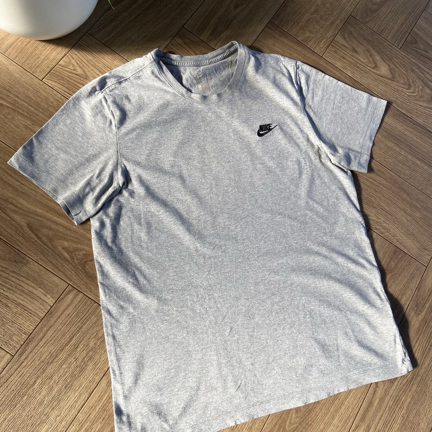 Vintage Nike Grey T Shirt Size L Y2K Embroidered Swoosh