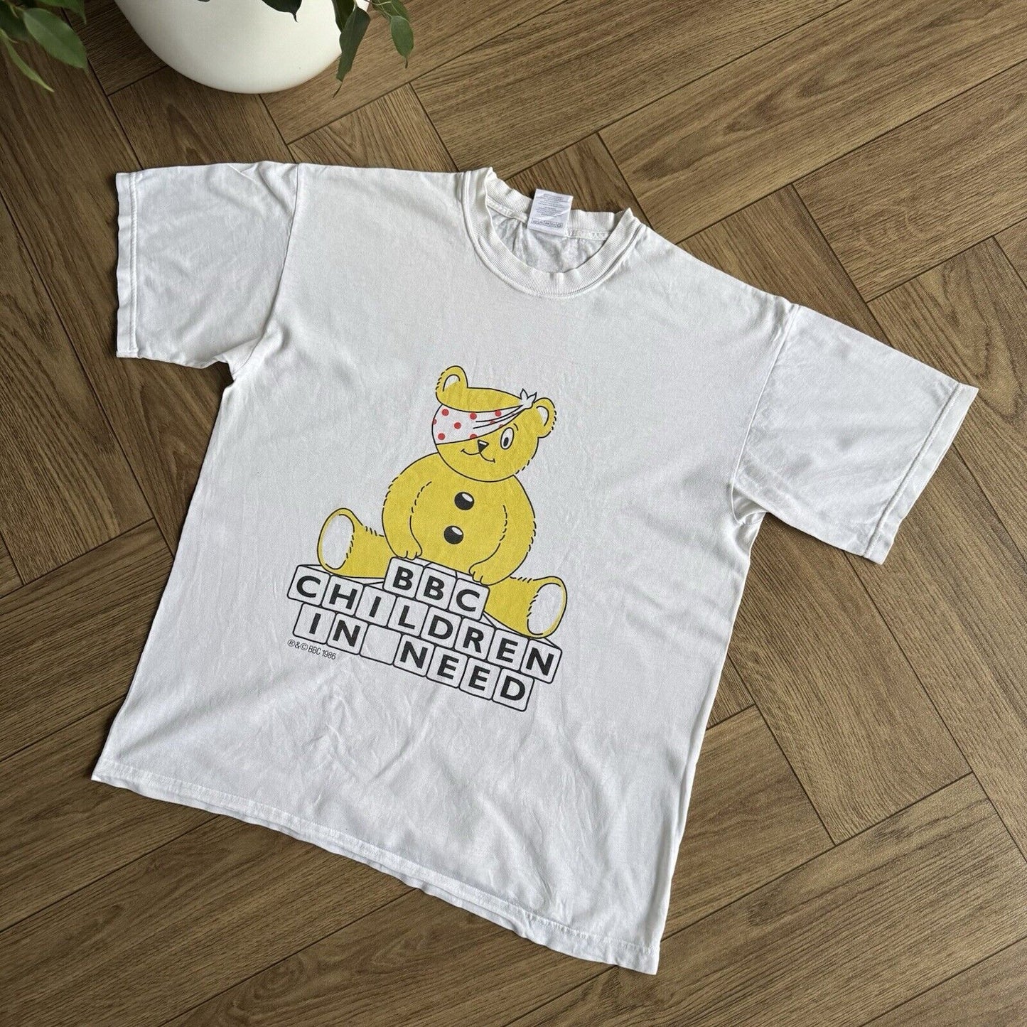 Vintage Pudsey BBC T Shirt Size M 80s White Graphic Print