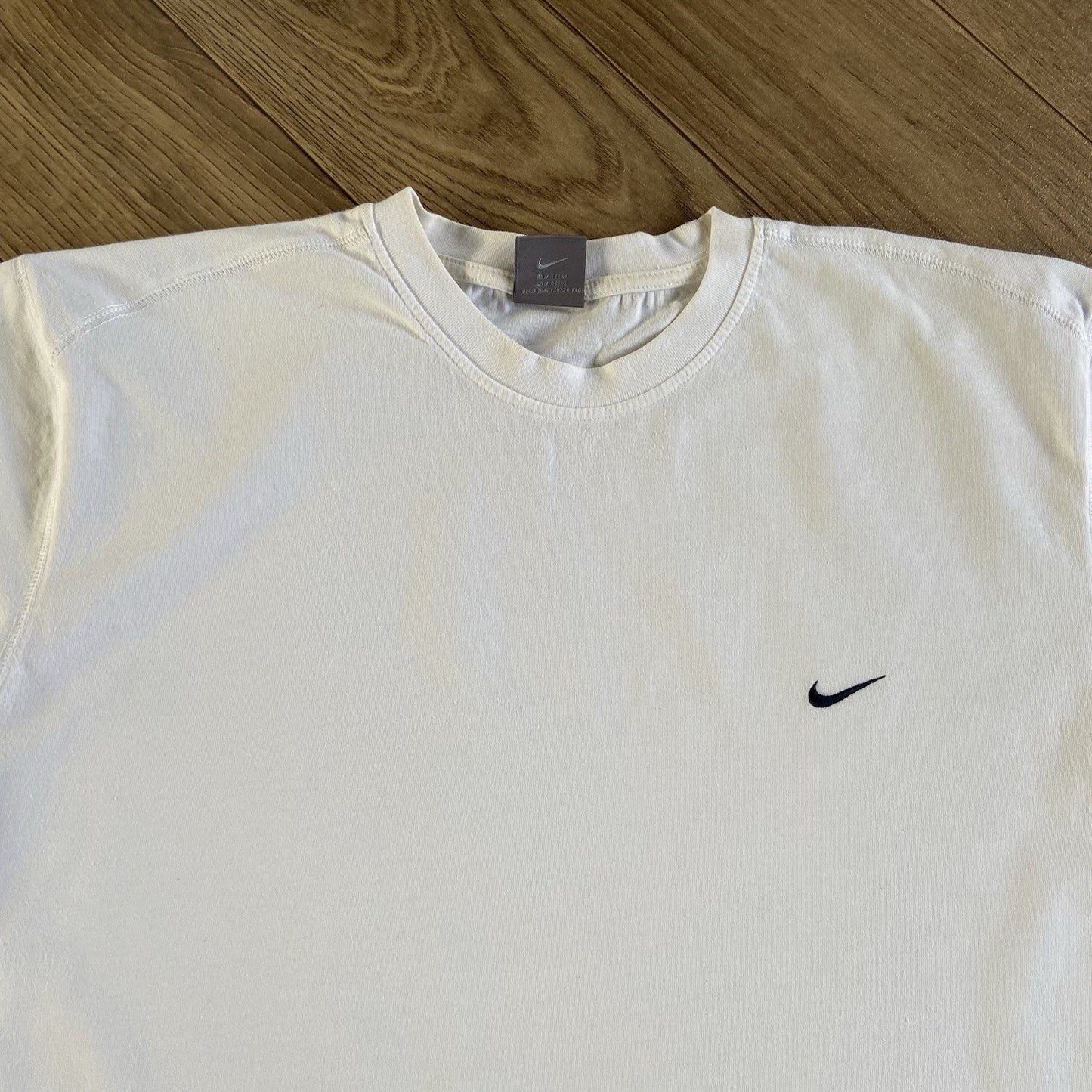 Vintage White Nike T Shirt 90s Size XL Embroidered Swoosh Heavyweight