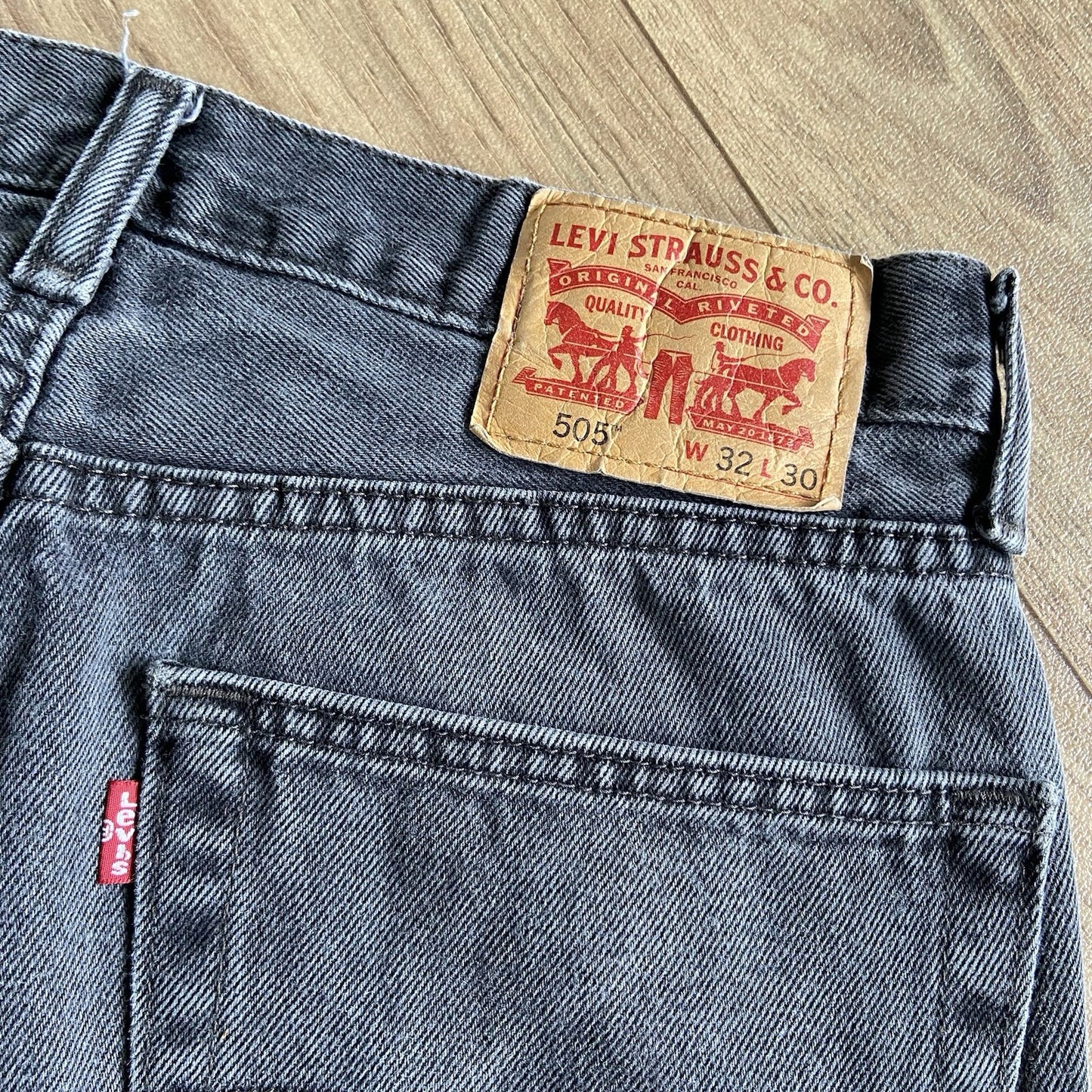 Vintage Levi’s 505 Black Jeans W32 L30 Y2K Faded Straight Baggy Relaxed Fit