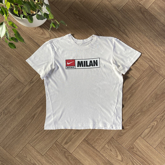 Vintage White Nike T Shirt Y2K Size M Milan Graphic Print