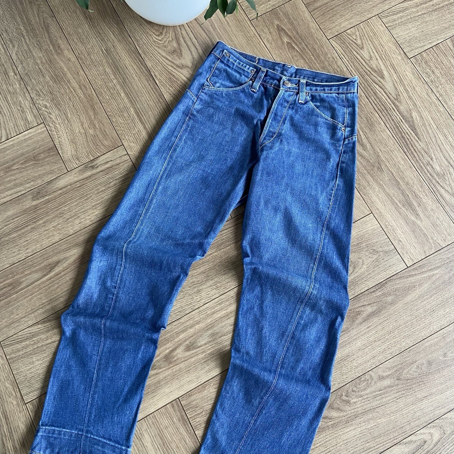 Vintage Levi’s Engineered Blue Jeans W28 L32 Y2K Twisted Straight Leg Relaxed