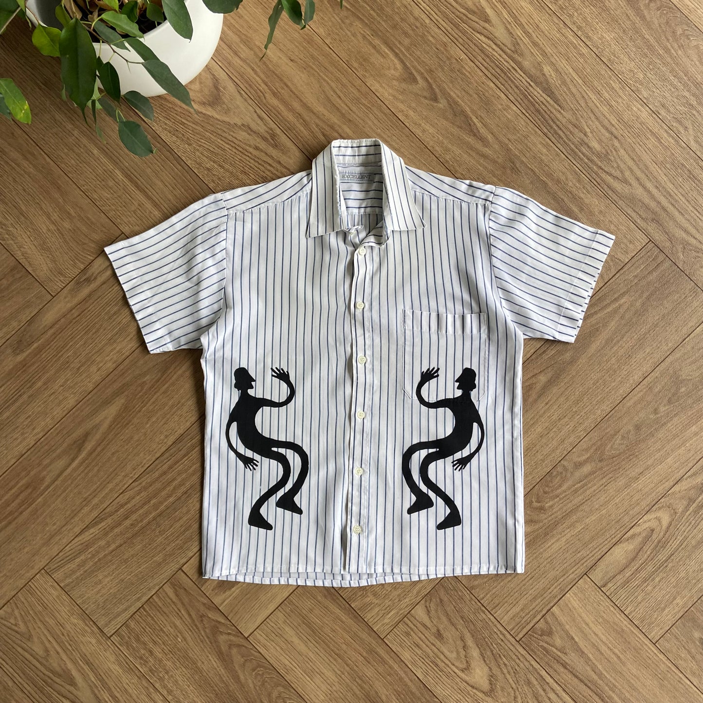 Stingray Reimagined “Stan” Short Sleeve Shirt, Size S White Blue Stripes
